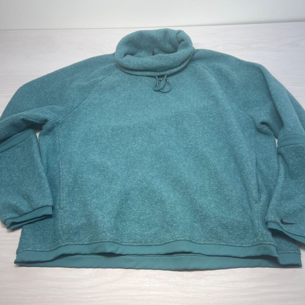 Nike Sweatshirt  Sz XL‎ Thermal Fleece Training Women’s  Teal Blue Oversized